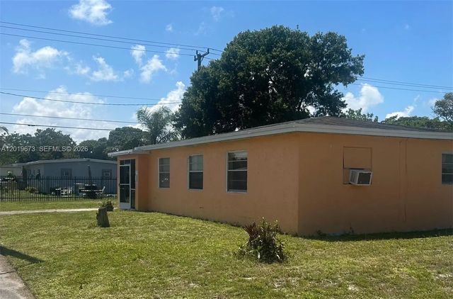2 of 12 - 2925 Nw 5th Street, Fort Lauderdale, FL
