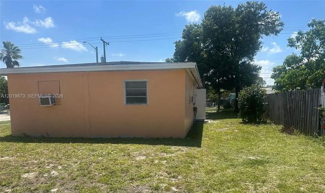 3 of 12 - 2925 Nw 5th Street, Fort Lauderdale, FL