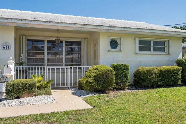 2 of 25 - 611 Se 11th Street, Pompano Beach, FL