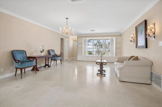 4 of 25 - 611 Se 11th Street, Pompano Beach, FL