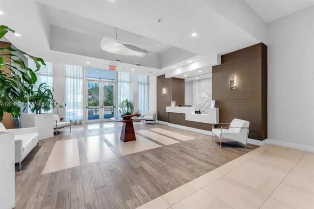 7661 Nw 107th Avenue #409, Doral