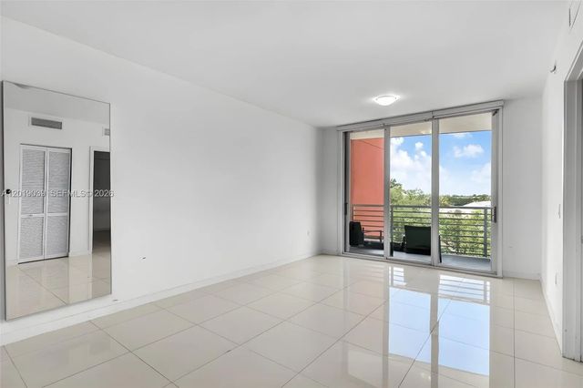 3 of 21 - 7661 Nw 107th Avenue #409, Doral, FL