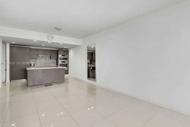 5 of 21 - 7661 Nw 107th Avenue #409, Doral, FL