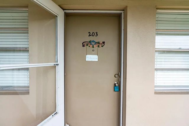 4 of 63 - 3 Lake Vista Trail #203, Port St. Lucie, FL