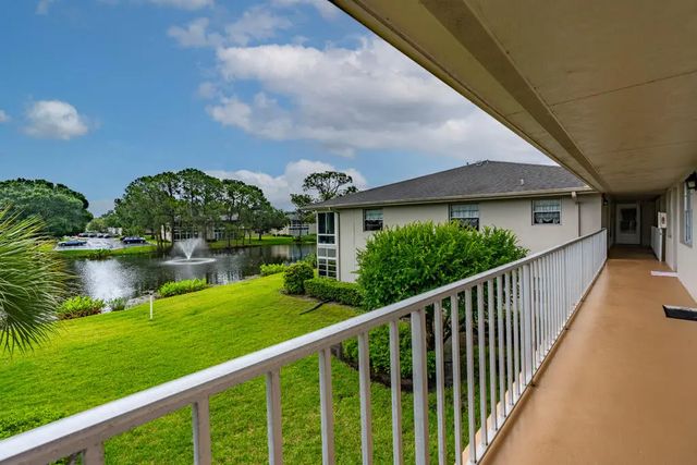 5 of 63 - 3 Lake Vista Trail #203, Port St. Lucie, FL