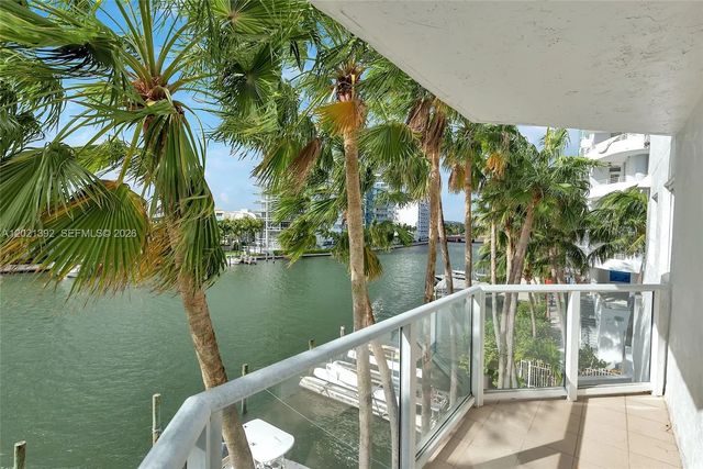 3 of 51 - 5900 Collins Avenue #408, Miami Beach, FL