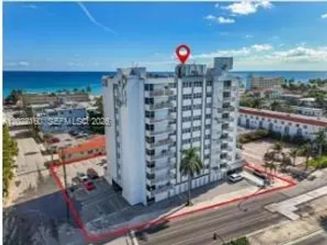 3 of 30 - 211 S Ocean Drive #204, Hollywood, FL
