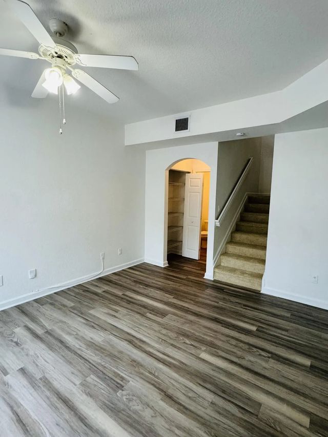 5 of 20 - 6550 Morgan Hill Trail #1909, West Palm Beach, FL