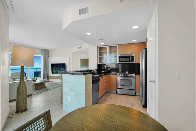 5 of 86 - 505 N Fort Lauderdale Beach Boulevard #2018, Fort Lauderdale, FL