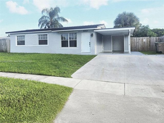 5630 Sw 37th Court, Davie