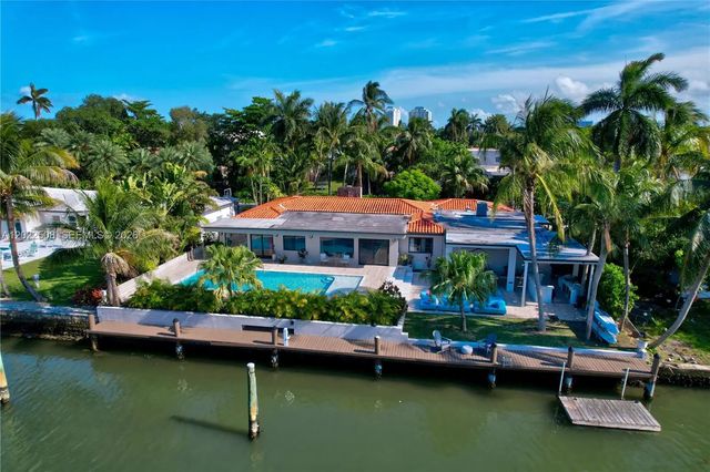 1141 Ne 90th Street, Miami