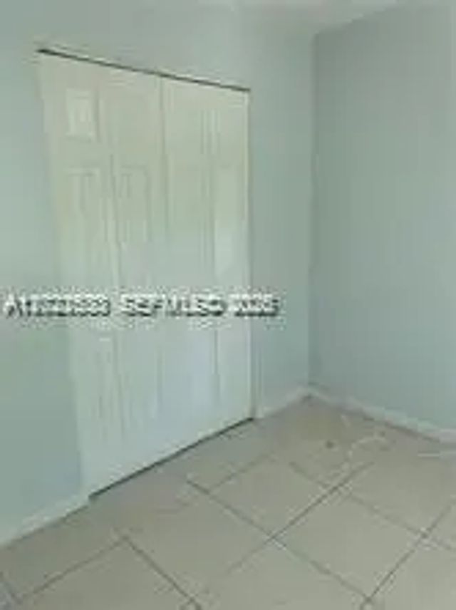5 of 17 - 1090 Ne 129th Street #202, North Miami, FL