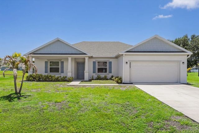 2063 Se South Buttonwood Drive, Port St. Lucie