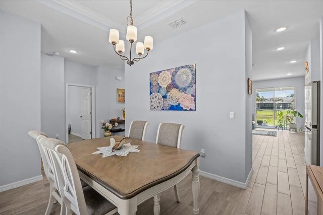 5 of 35 - 2063 Se South Buttonwood Drive, Port St. Lucie, FL