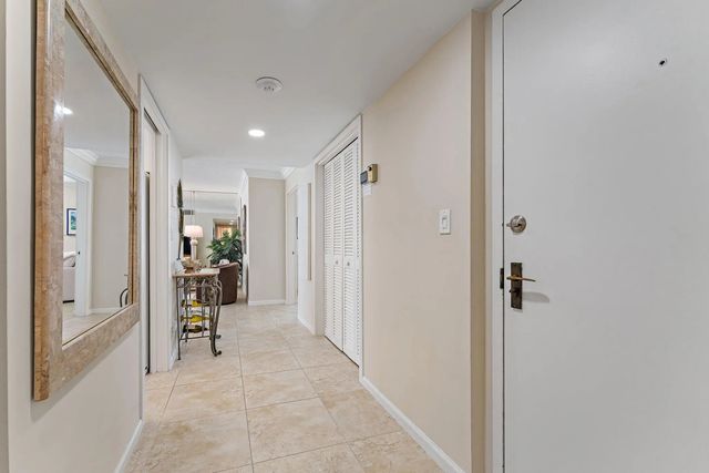 3 of 22 - 5480 N Ocean Drive #b6b, Singer Island, FL