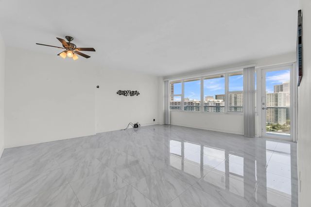 4 of 48 - 3300 Ne 36th Street #1711, Fort Lauderdale, FL
