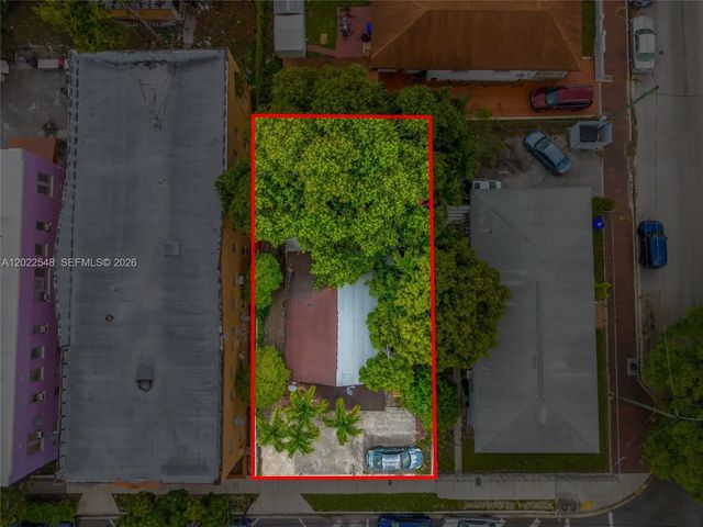 5 of 21 - 1568 Sw 5th Street, Miami, FL