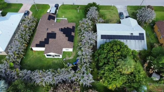 3 of 20 - 2326 Sw Antiquera Street, Port St. Lucie, FL
