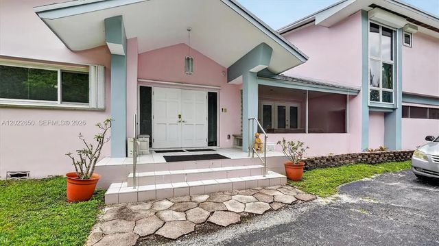 3 of 4 - 11651 Sw 64th Avenue, Pinecrest, FL
