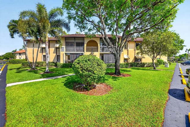 207 Pine Hov Circle #d2, Greenacres