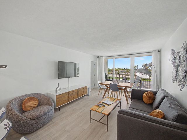 3 of 17 - 9800 S Ocean Drive #316, Jensen Beach, FL