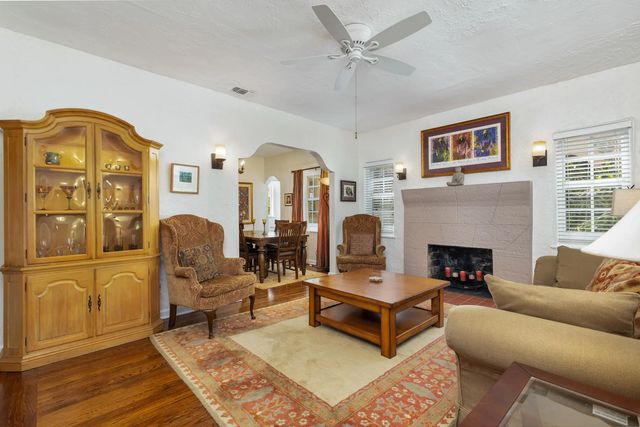 5 of 31 - 714 Sunset Road, West Palm Beach, FL