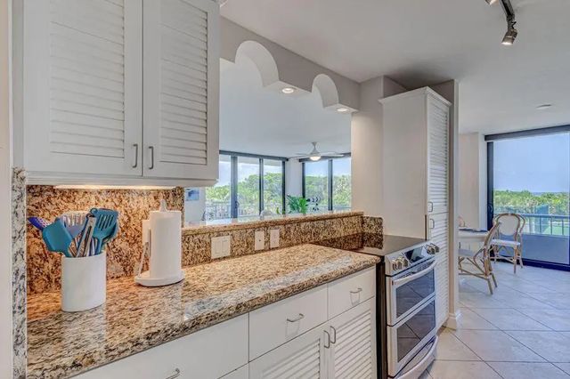 4 of 68 - 5550 N Ocean Drive #3c, Riviera Beach, FL