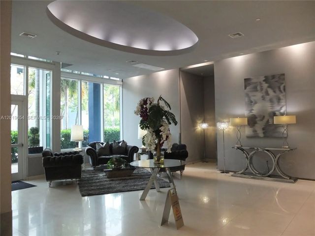 3 of 14 - 275 Ne 18th Street #1101, Miami, FL