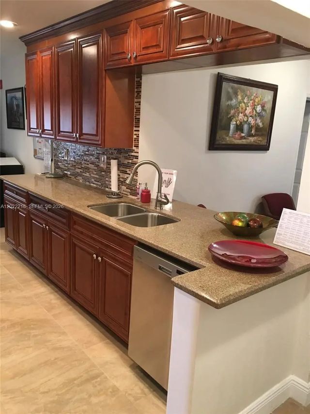 3 of 23 - 0 Nw 47th Terrace, Lauderdale Lakes, FL