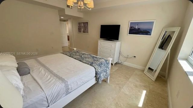 4 of 25 - 20000 E Country Club Drive #601, Aventura, FL