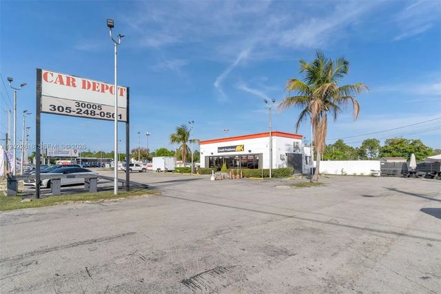 2 of 39 - 30005 S Dixie Highway, Homestead, FL
