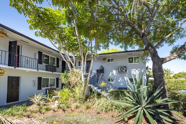 2 of 21 - 806 Ne 16th Place #1-8, Fort Lauderdale, FL