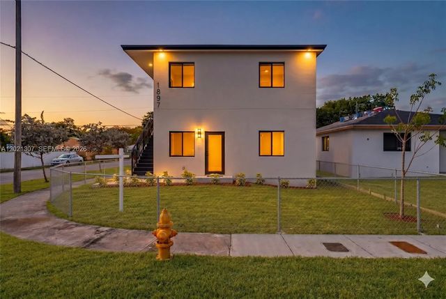 2 of 27 - 1895 Nw 47th Terrace, Miami, FL