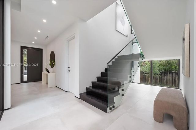 4 of 60 - 2096 Alamanda Drive, North Miami, FL