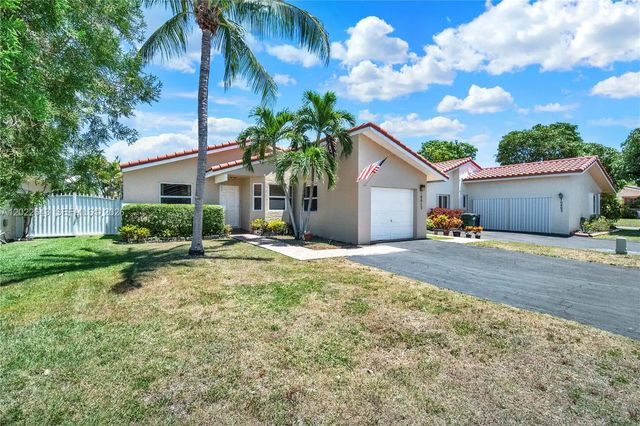 3 of 37 - 10813 Sw 158th Lane, Miami, FL