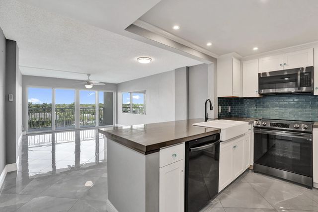 3 of 72 - 2611 N Riverside Drive #604, Pompano Beach, FL