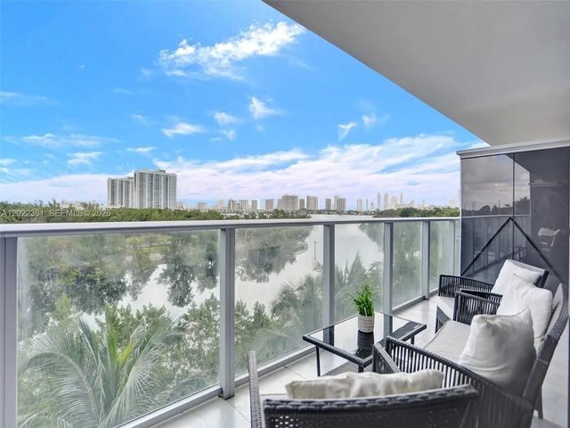 16385 N Biscayne Boulevard #403, North Miami Beach