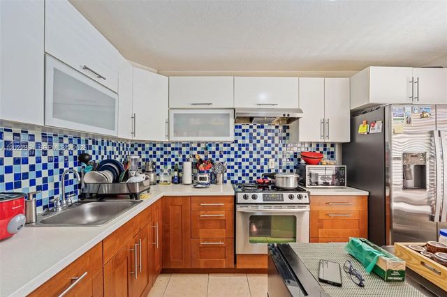 2 of 19 - 12927 Sw 88th Lane #a205, Miami, FL