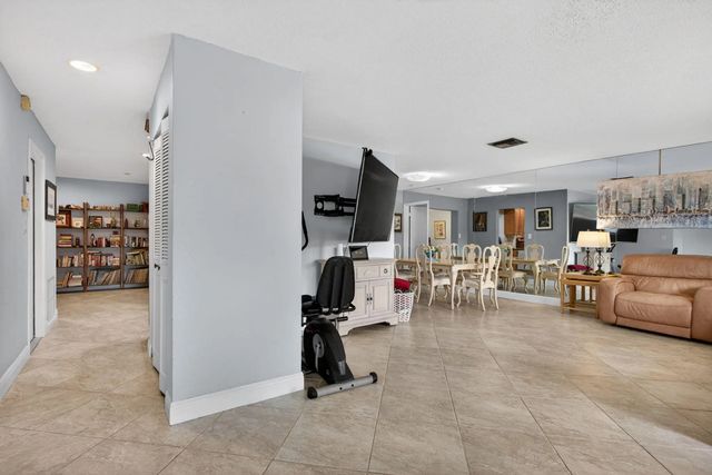 4 of 50 - 7306 Nw 94th Way, Tamarac, FL