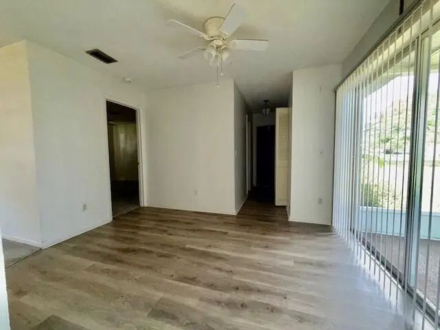 4 of 20 - 717 Se Alamanda Circle, Stuart, FL