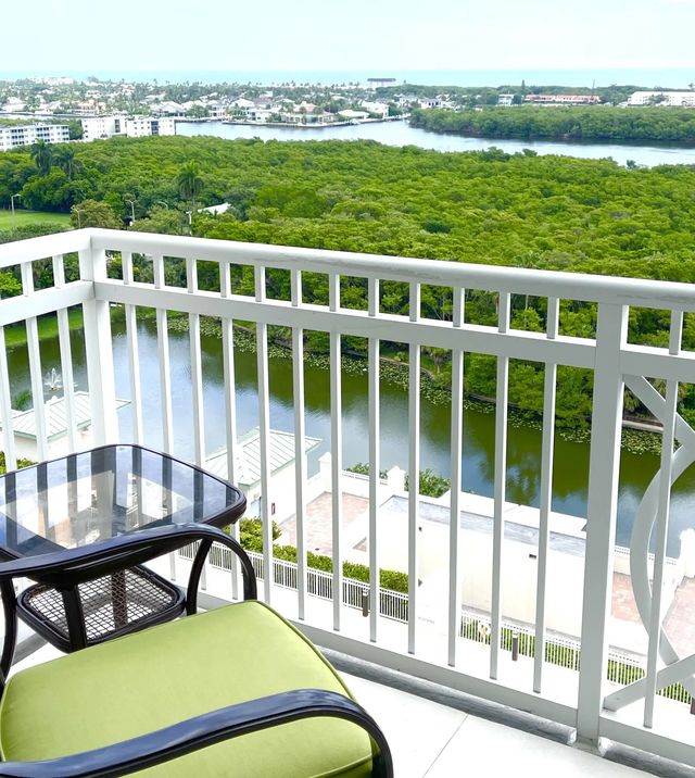 3 of 32 - 350 N Federal Highway #1206, Boynton Beach, FL