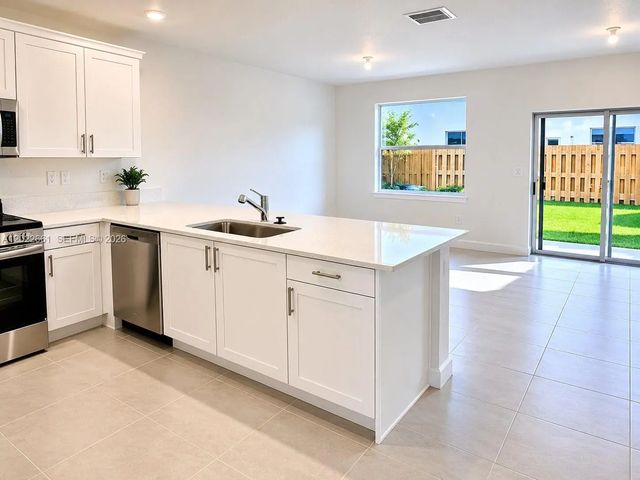 3 of 10 - 29275 Sw 163rd Court #1, Homestead, FL