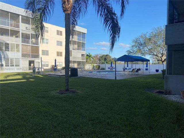 4 of 20 - 7502 Nw 30th Place #417, Sunrise, FL