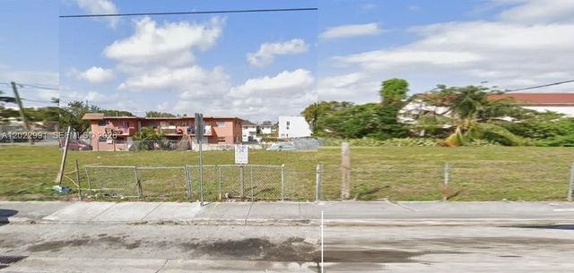 2 of 5 - 240 Sw 7th Avenue, Miami, FL