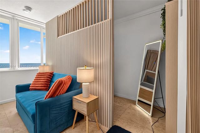 5 of 72 - 19201 Collins Avenue #949, Sunny Isles Beach, FL
