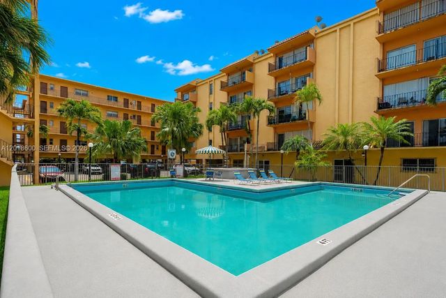 1900 W 54th Street #220, Hialeah