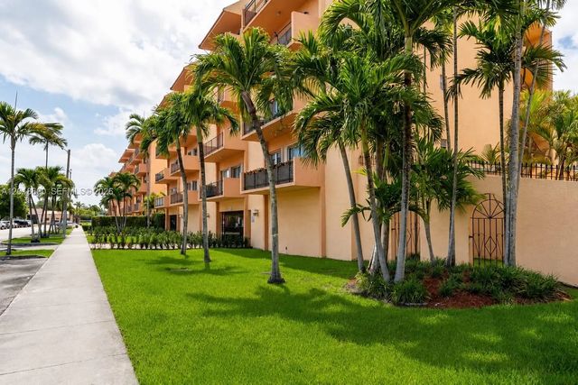 2 of 19 - 1900 W 54th Street #220, Hialeah, FL