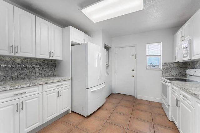 2 of 15 - 1950 W 54th Street #406, Hialeah, FL