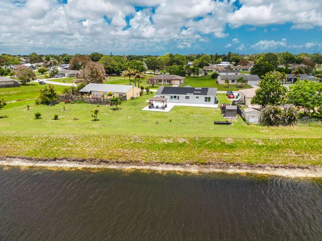 5 of 44 - 264 Sw Cherryhill Road, Port St. Lucie, FL