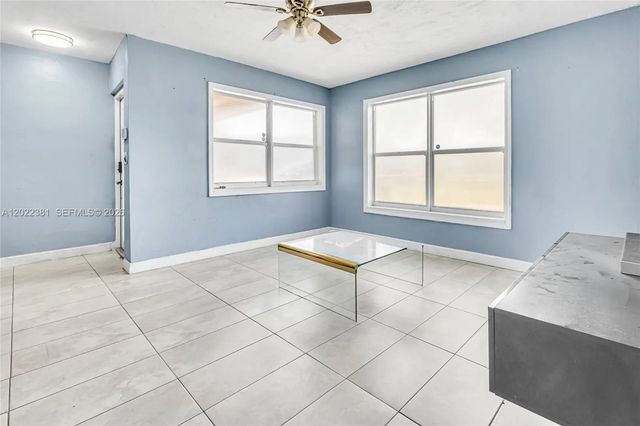 4 of 17 - 1021 Nw 23rd Road, Fort Lauderdale, FL